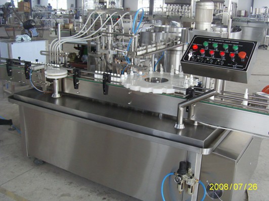 China Automatic Spray filling & capping ma...